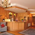 Zum Goldenen Hirschen Hotell