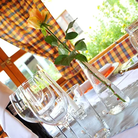 Zum Goldenen Hirschen Hotel