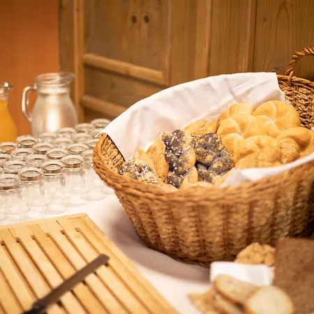 Zum Goldenen Hirschen 3*