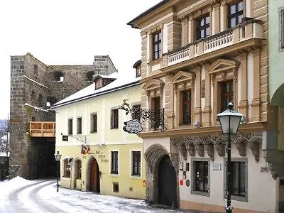 Szálloda Zum Goldenen Hirschen 3*