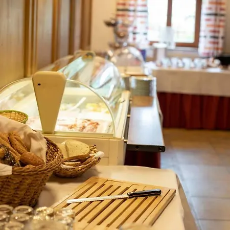 Zum Goldenen Hirschen Szálloda Freistadt