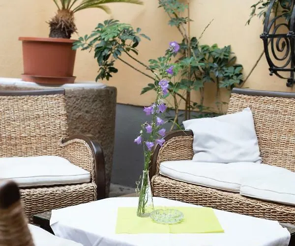 Zum Goldenen Hirschen 3*