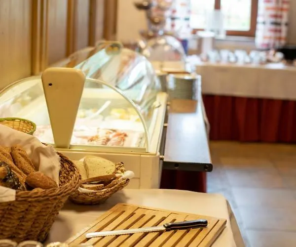 Zum Goldenen Hirschen 호텔 프레이스타드트