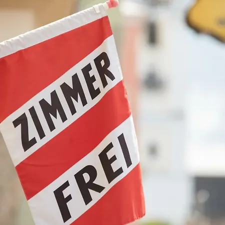 Zum Goldenen Hirschen Фрайштадт