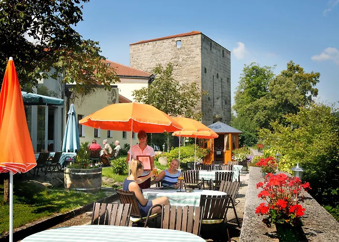 Hotel Zum Goldenen Hirschen 3*