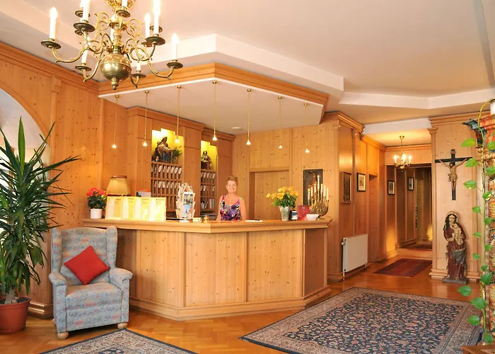 Hotel Zum Goldenen Hirschen 3*