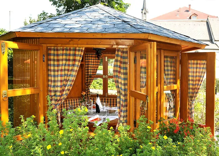 Zum Goldenen Hirschen 3*