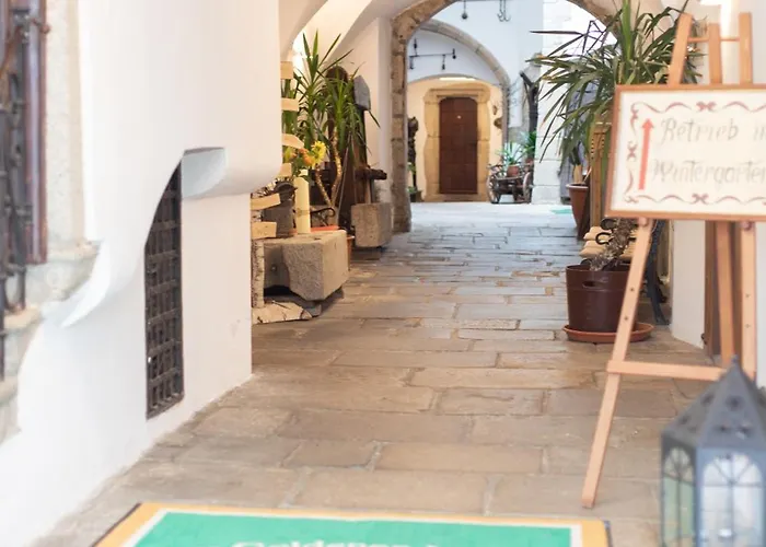 Zum Goldenen Hirschen 3*