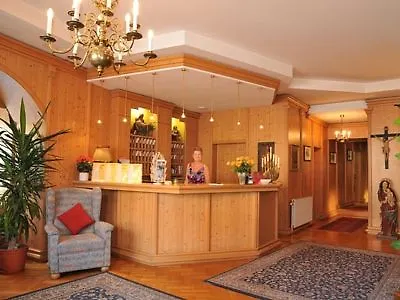 Zum Goldenen Hirschen Hotel