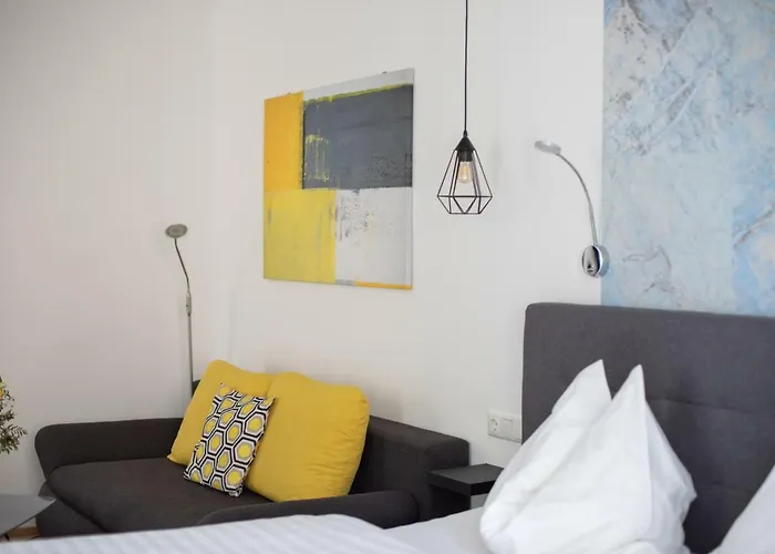 Zum Goldenen Hirschen Hotel 3*